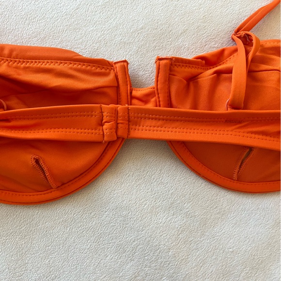 Liberty & Justice Extra High Leg Super Cheeky Bikini Bottom + Underwire Top Set - Picture 8 of 8